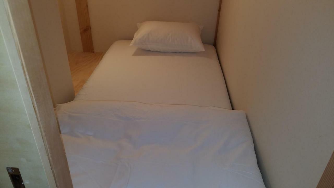 Running Bare Hostel Fuji  Exterior photo